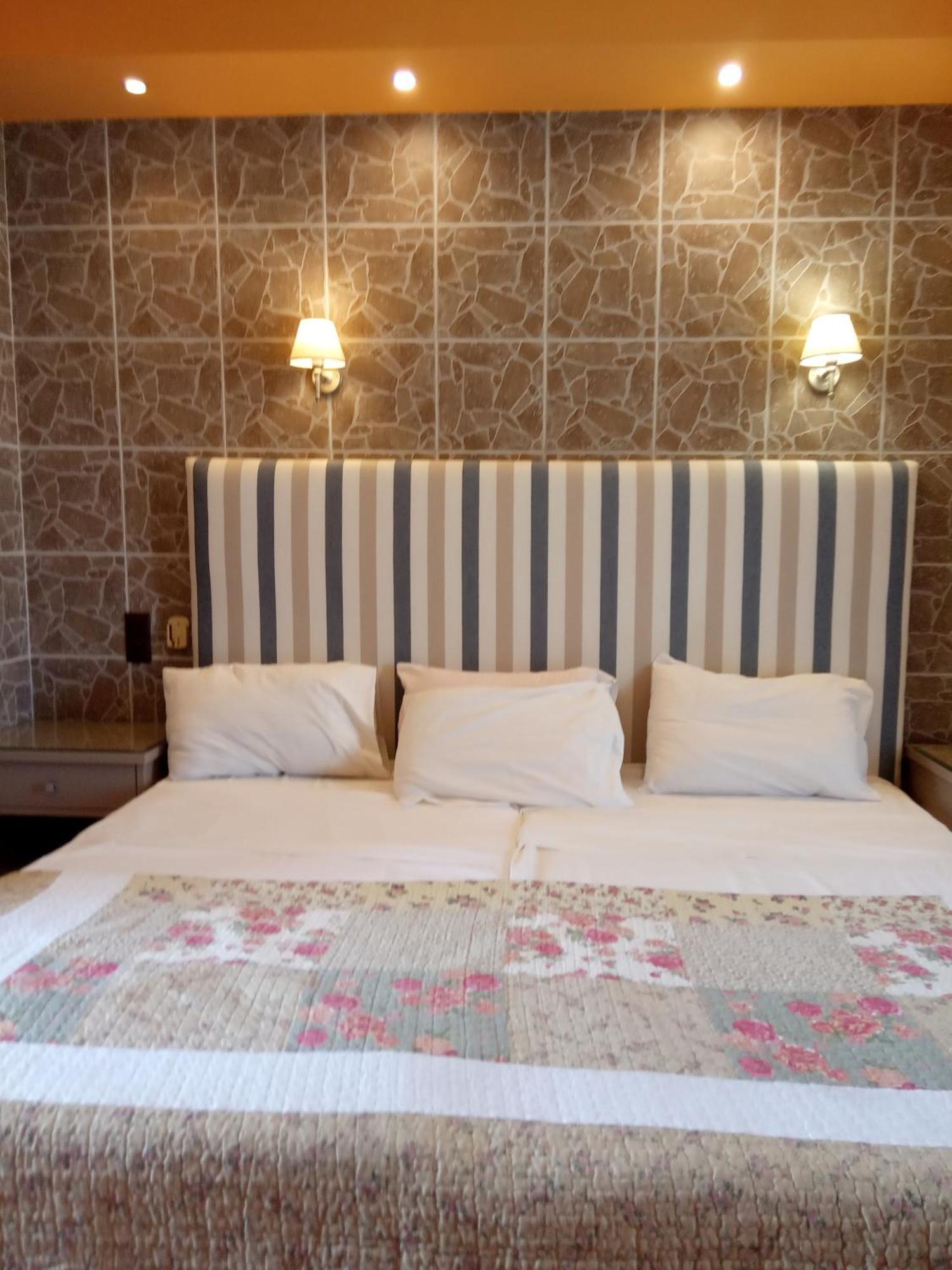 Residence Ionian St&Apts アルゴストリオン エクステリア 写真