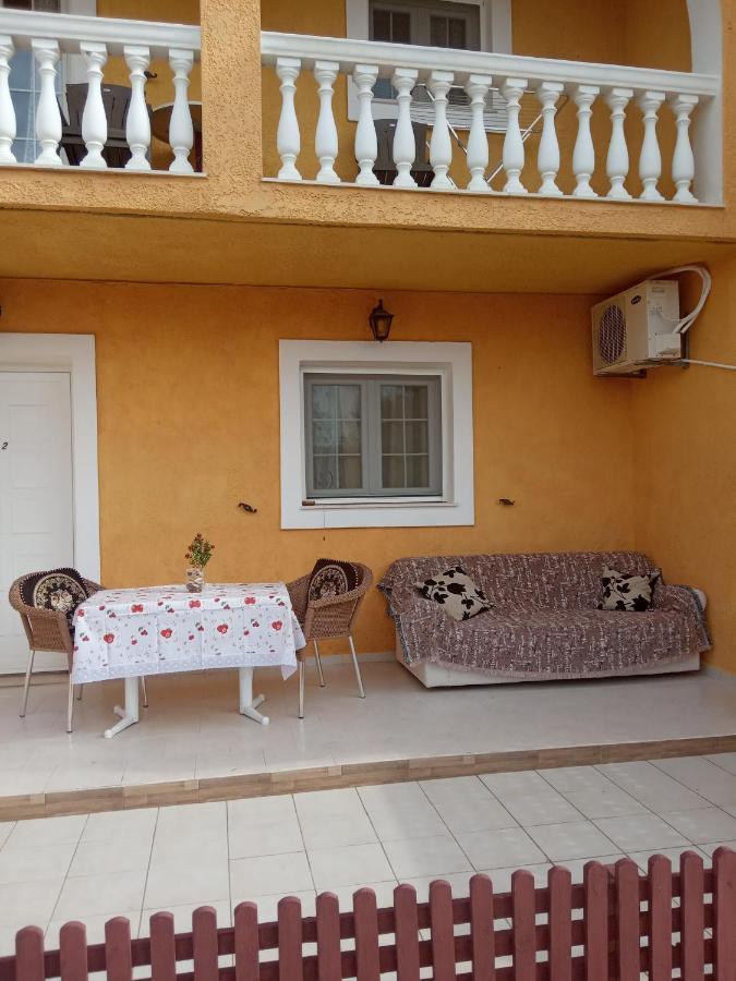 Residence Ionian St&Apts アルゴストリオン エクステリア 写真